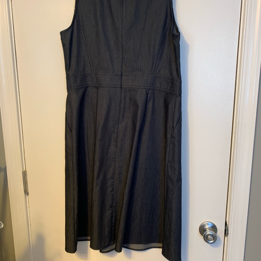 Dress - Picture 4 of 5